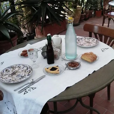 Bed & Breakfast B & B 